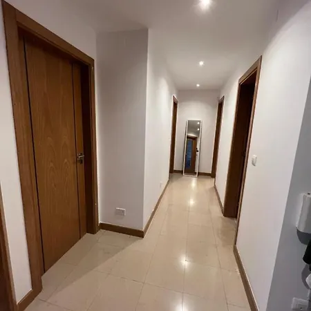 Parque Nacoes Expo Apartment *